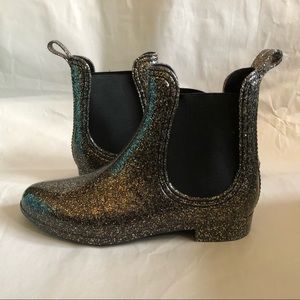 Report glitter rain boots | size 8